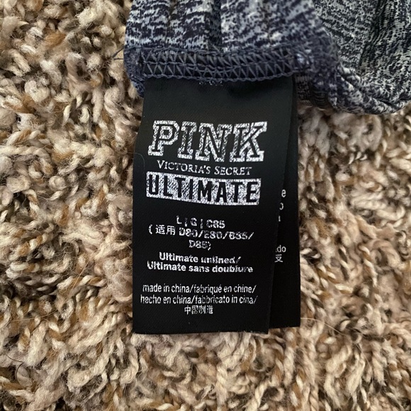 Victoria’s Secret PINK Ultimate Unlined Sports Bra - Picture 3 of 3